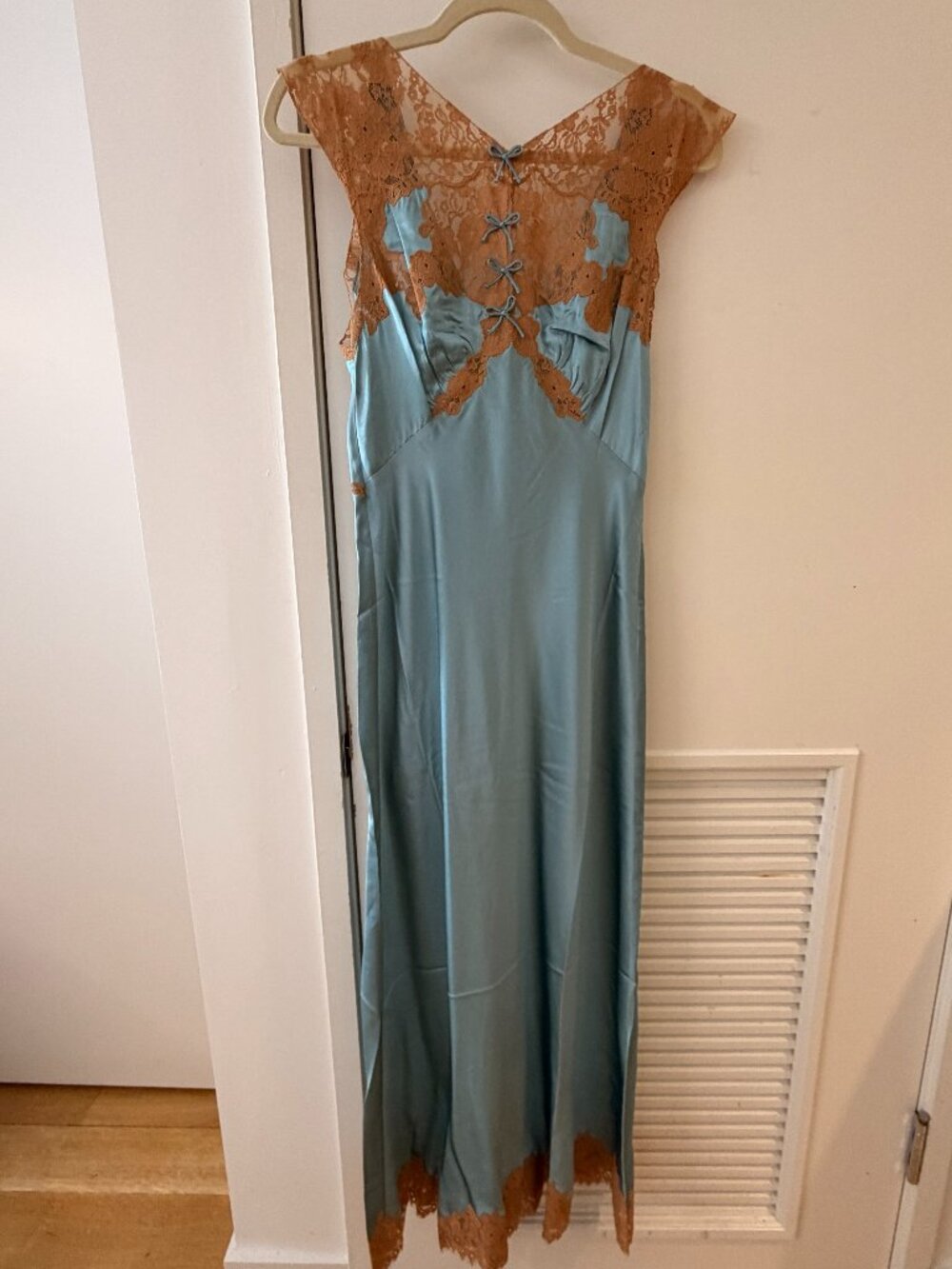 NWT [SOLD OUT] Doen Marcelle Silk & Lace Dress In Deep Aquamarine Sz XS - Picture 4 of 7